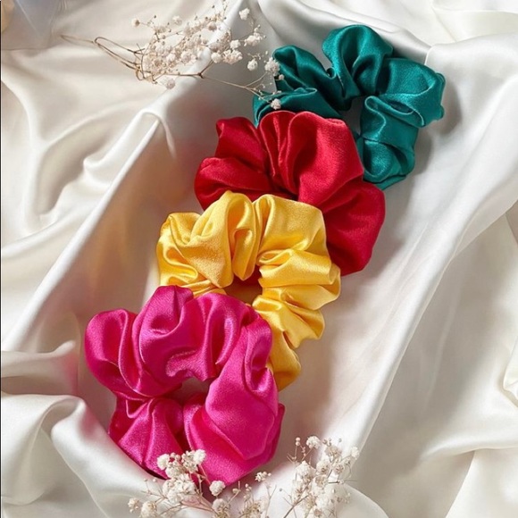 Homemade Scrunchies, Hair Accessories, jewellery , - Picture 2 of 2